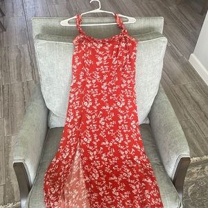 Lulu’s red and white floral dress
